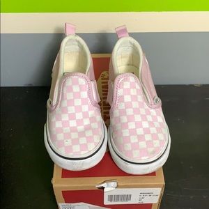 Girls pink checker Vans size 8